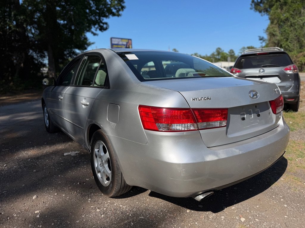 Used 2006 Hyundai Sonata V6 FWD image 4