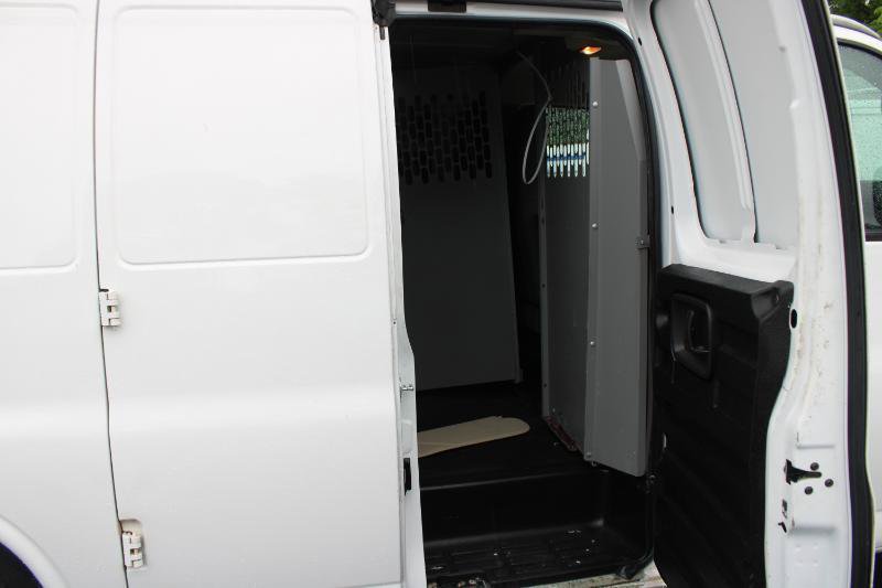 Used 2020 Chevrolet Express 2500 w/ Communications Package RWD image 14