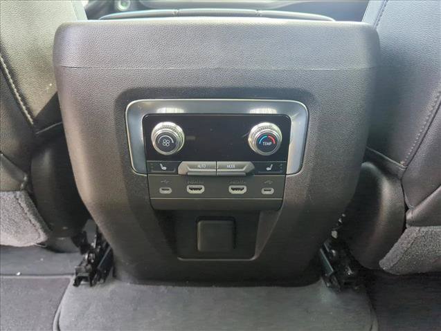 Used 2021 GMC Yukon XL SLT w/ SLT Premium Package RWD image 21