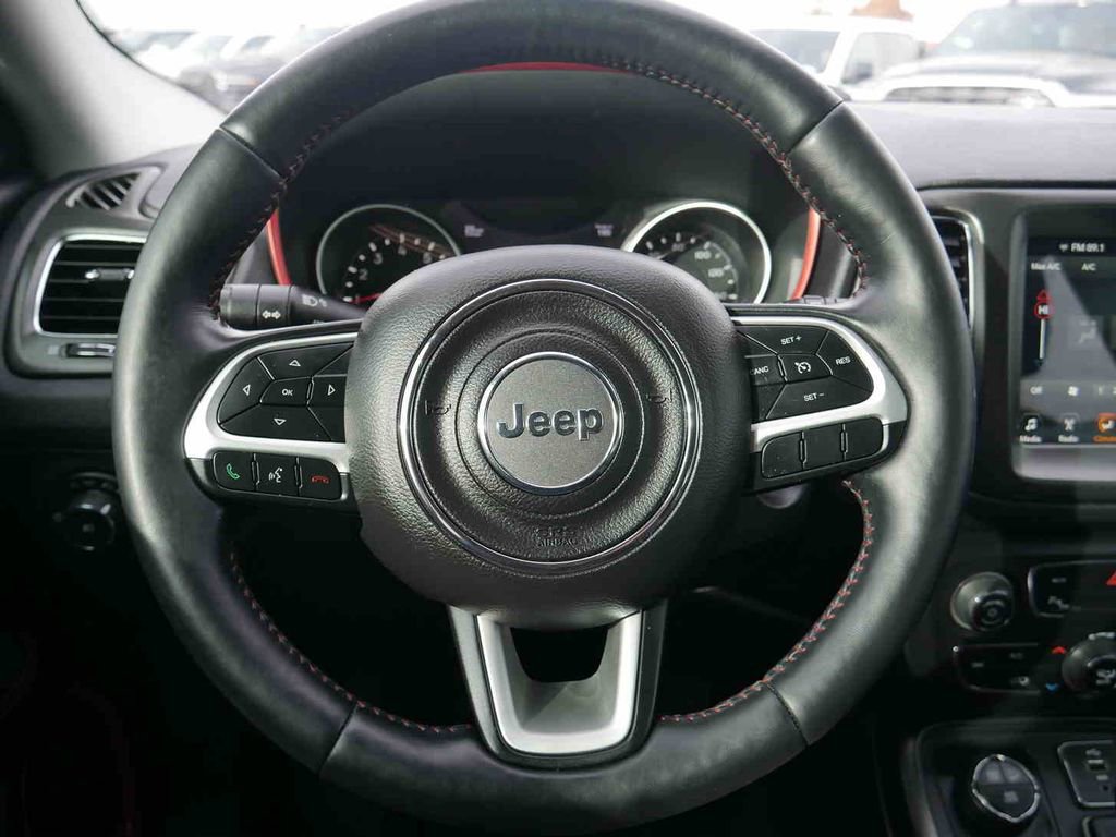Used 2018 Jeep Compass Trailhawk w/ Leather Interior Group image 42