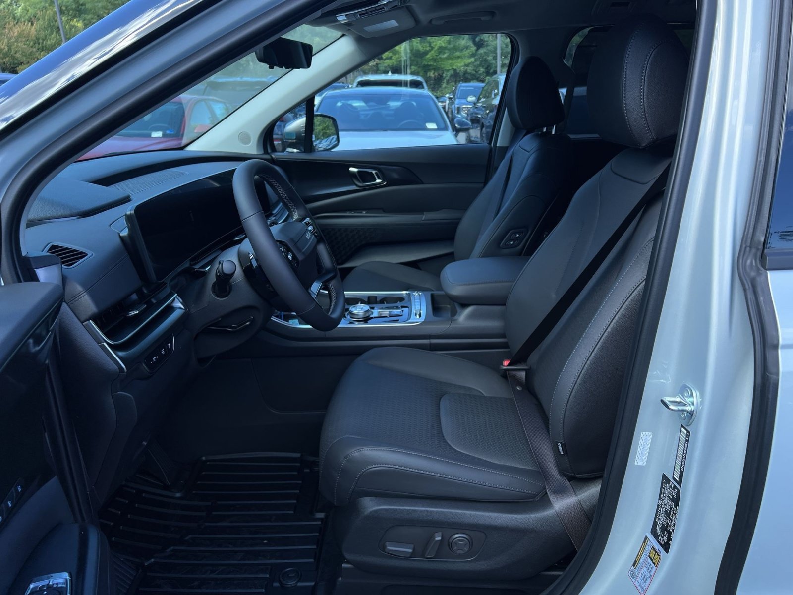 New 2027 Kia Carnival SX Prestige FWD image 18