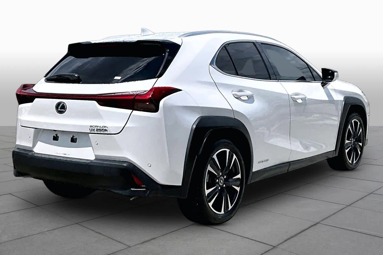 Used 2021 Lexus UX 250h w/ Premium Package AWD/4WD image 12