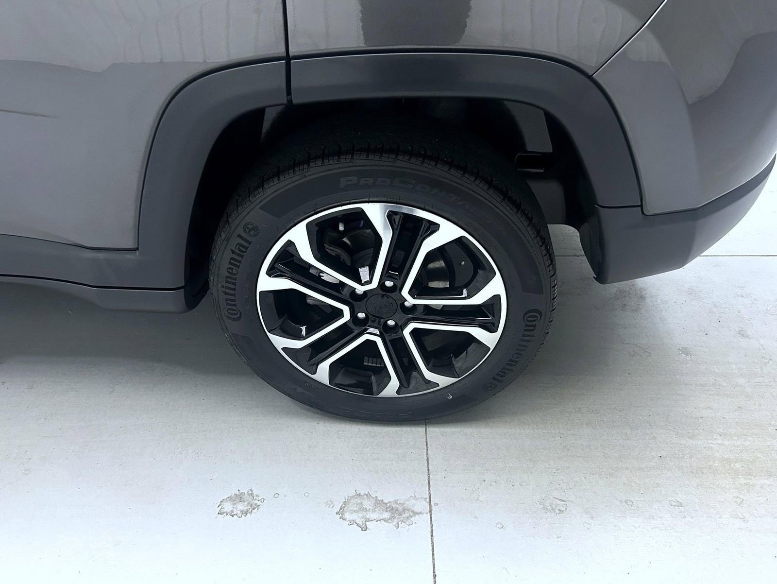 Certified 2022 Jeep Compass Limited image 22