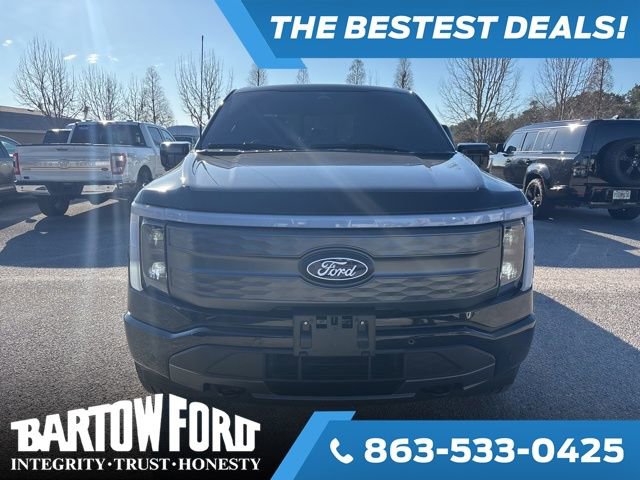 Used 2025 Ford F150 Lightning Lariat image 2