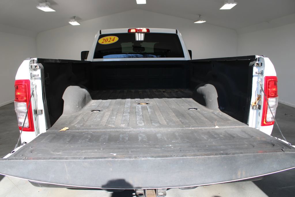 Used 2024 RAM 3500 Big Horn image 19