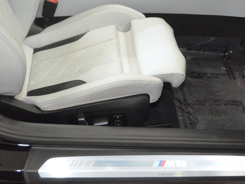 Used 2020 BMW M8 Convertible w/ Driving Assistance Package image 27