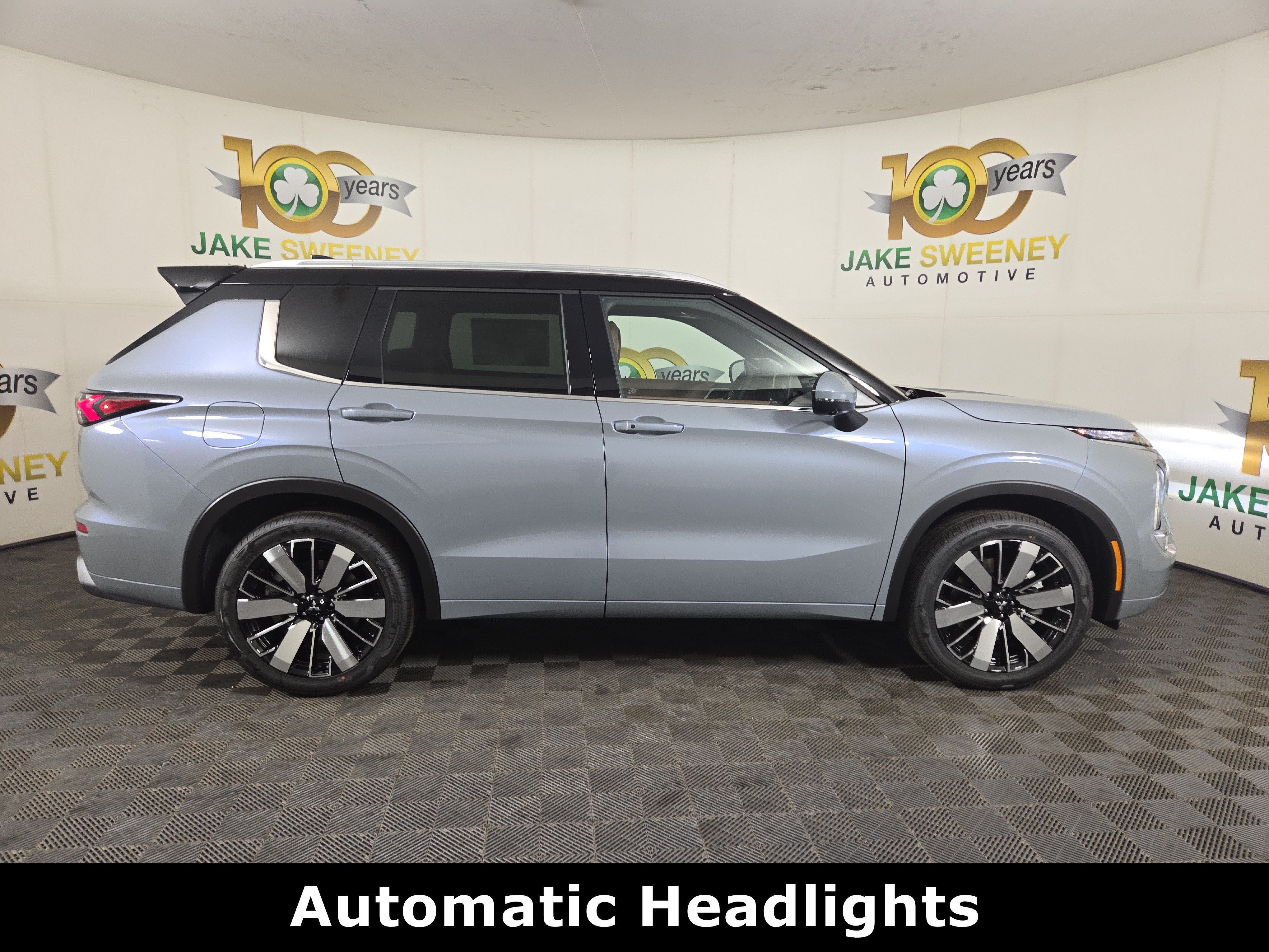 New 2026 Mitsubishi Outlander SEL AWD/4WD image 8