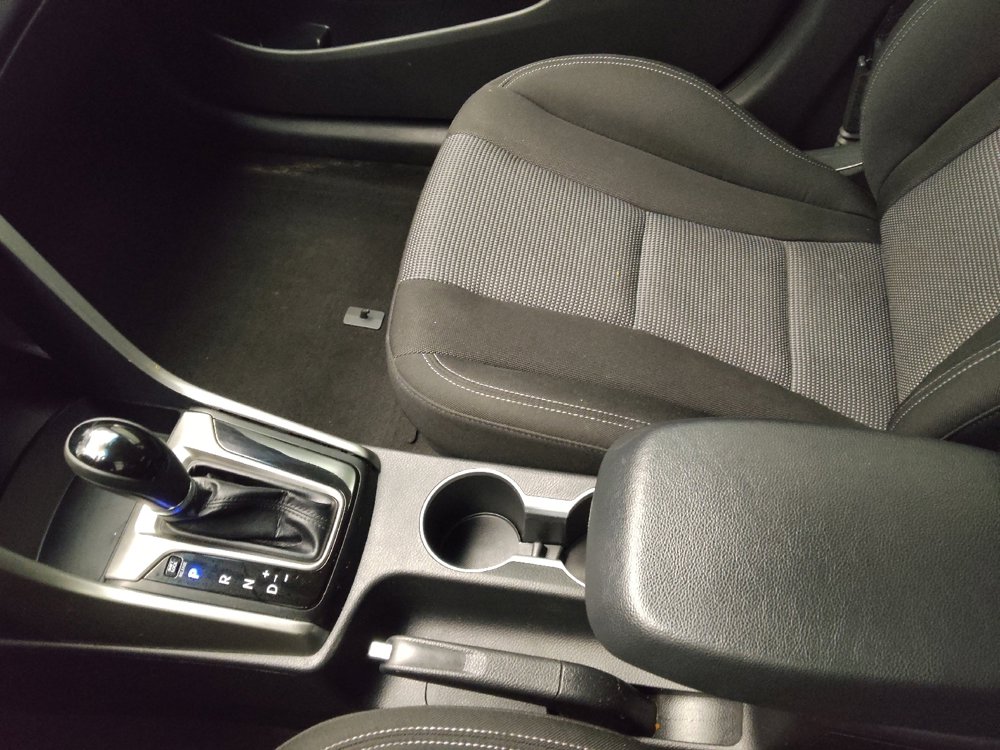 Used 2016 Hyundai Elantra GT image 26