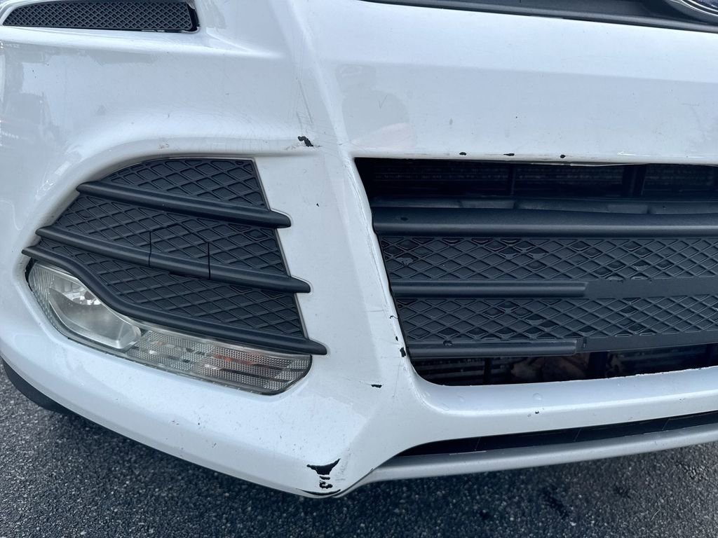 Used 2014 Ford Escape SE w/ Equipment Group 201A FWD image 30