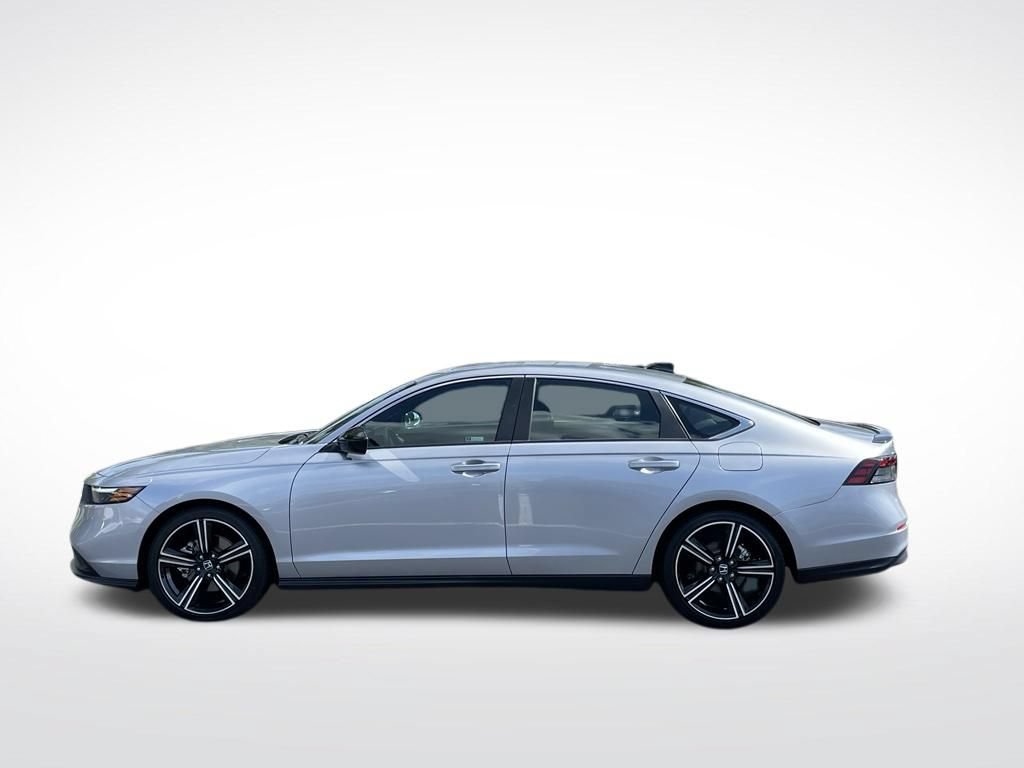 Certified 2025 Honda Accord Sport image 2