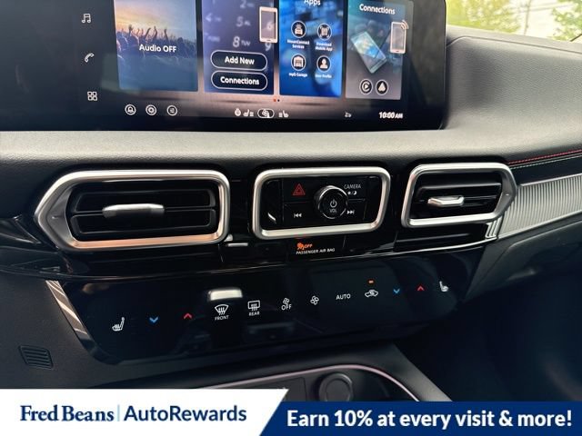 New 2026 Nissan Sentra SR w/ SR Premium Package FWD image 19