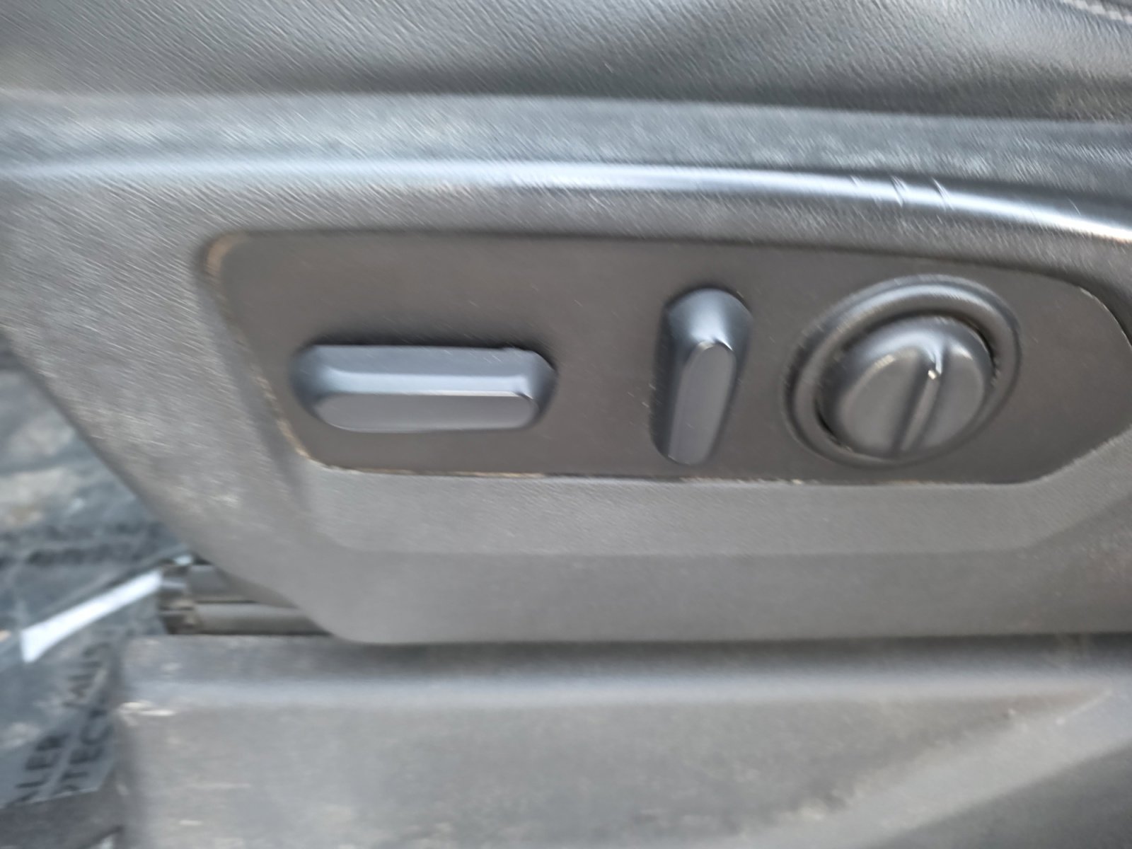 Used 2022 Chevrolet Silverado 2500 LTZ w/ Safety Package image 13