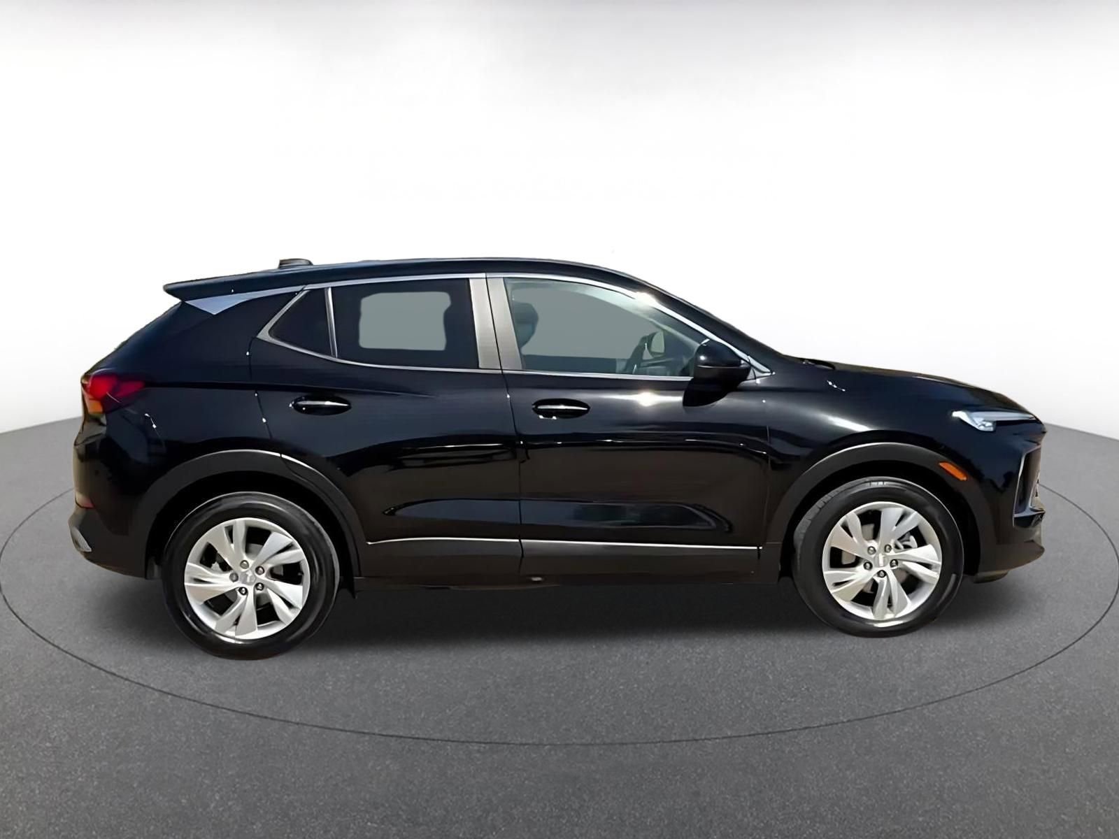 Used 2025 Buick Encore GX Preferred image 16