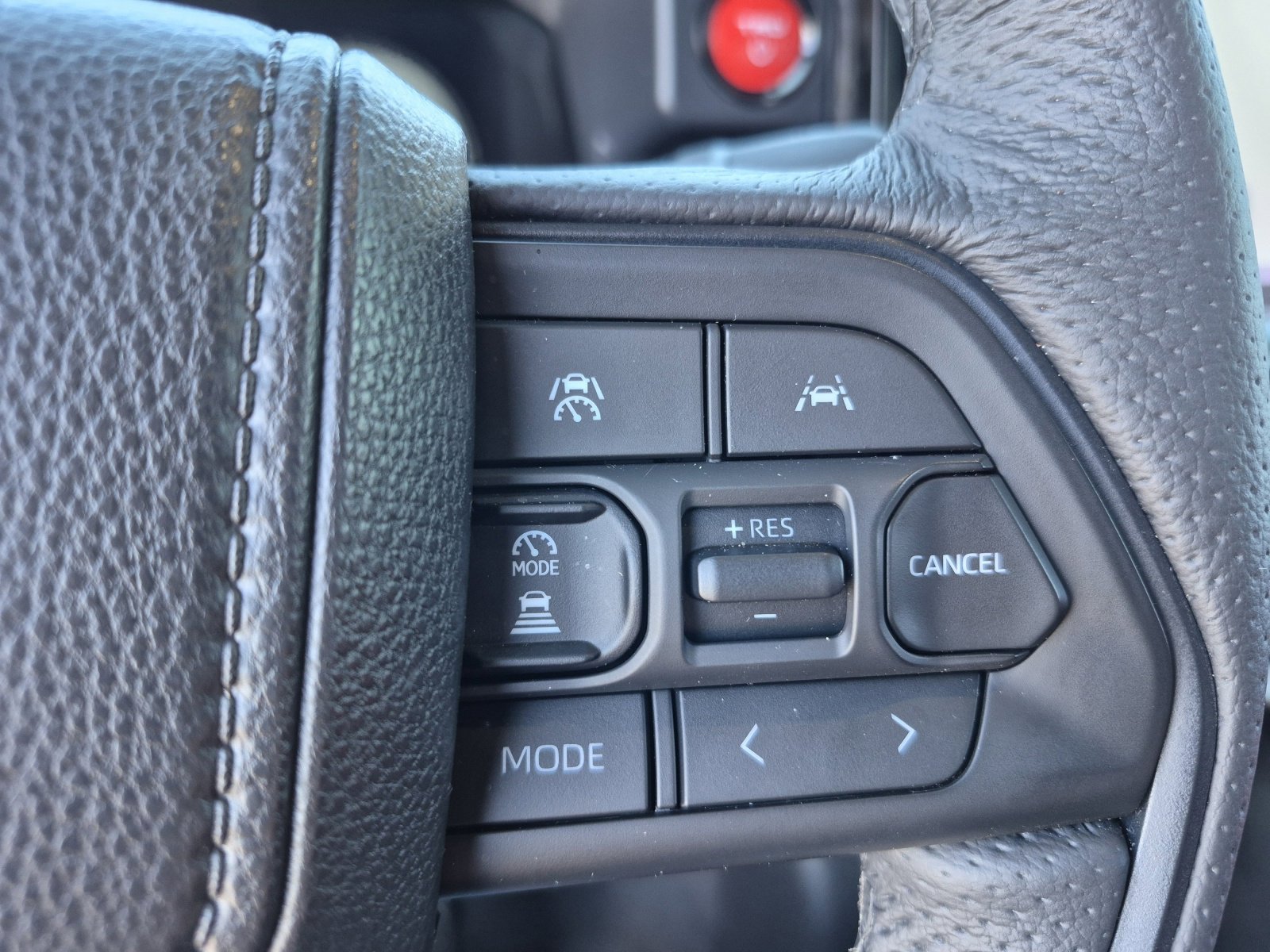 Certified 2025 Toyota Tacoma TRD Pro AWD/4WD image 30