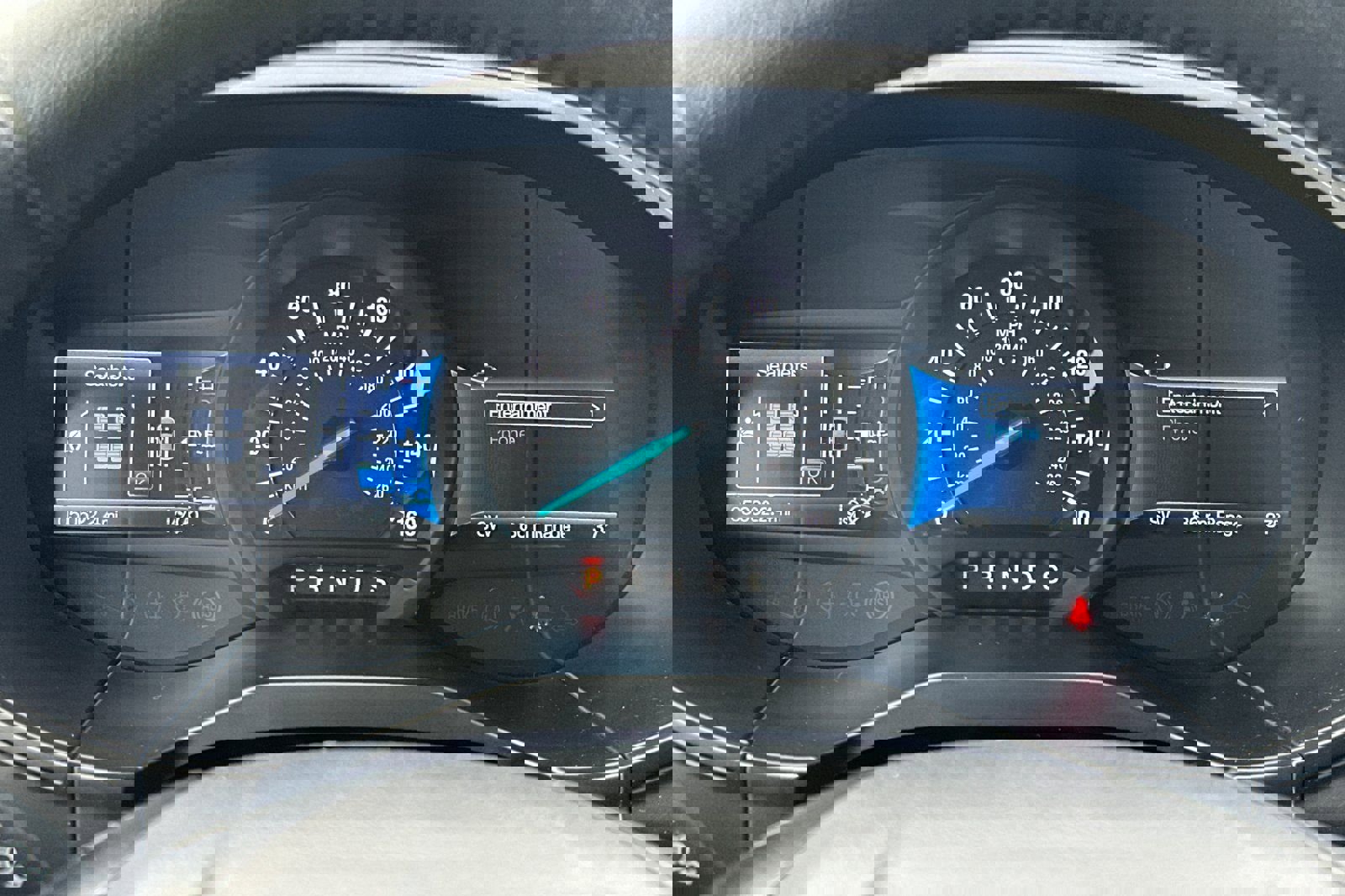 Used 2024 Ford Edge Titanium image 30