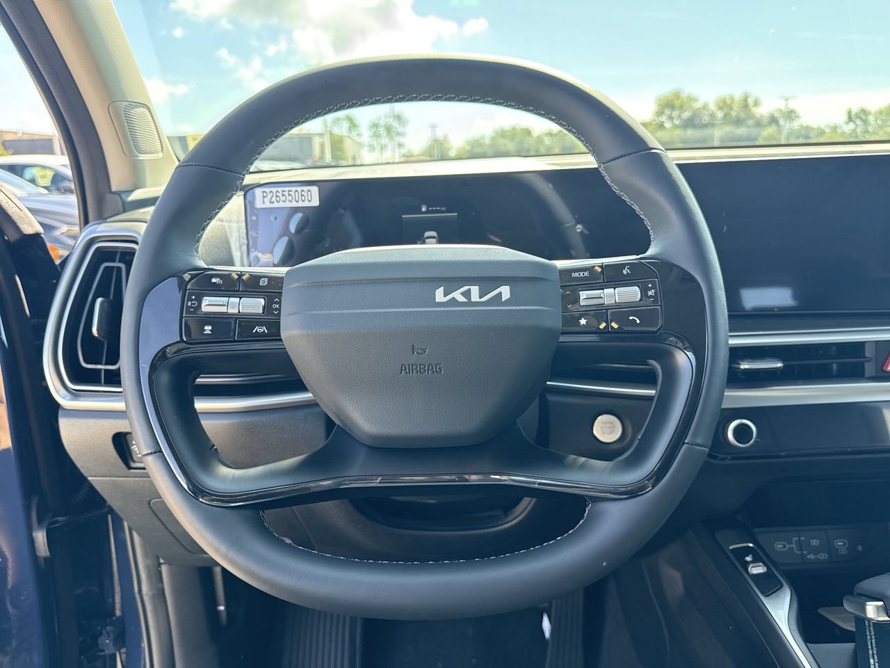New 2026 Kia Sorento S w/ S Panoramic Sunroof Package FWD image 16