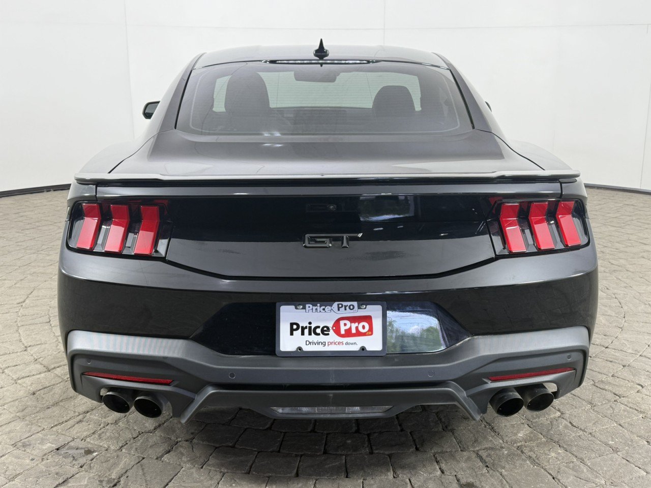 Used 2024 Ford Mustang GT RWD image 6