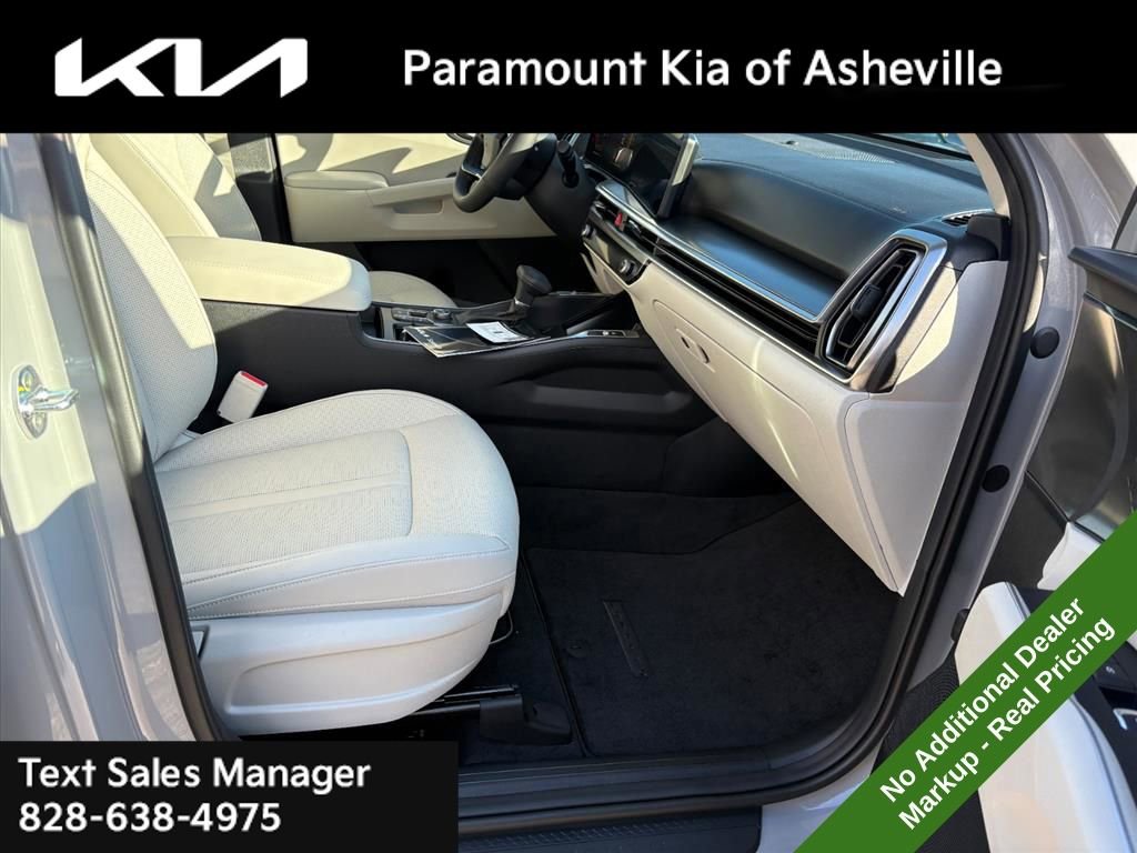 New 2026 Kia Sorento S image 19