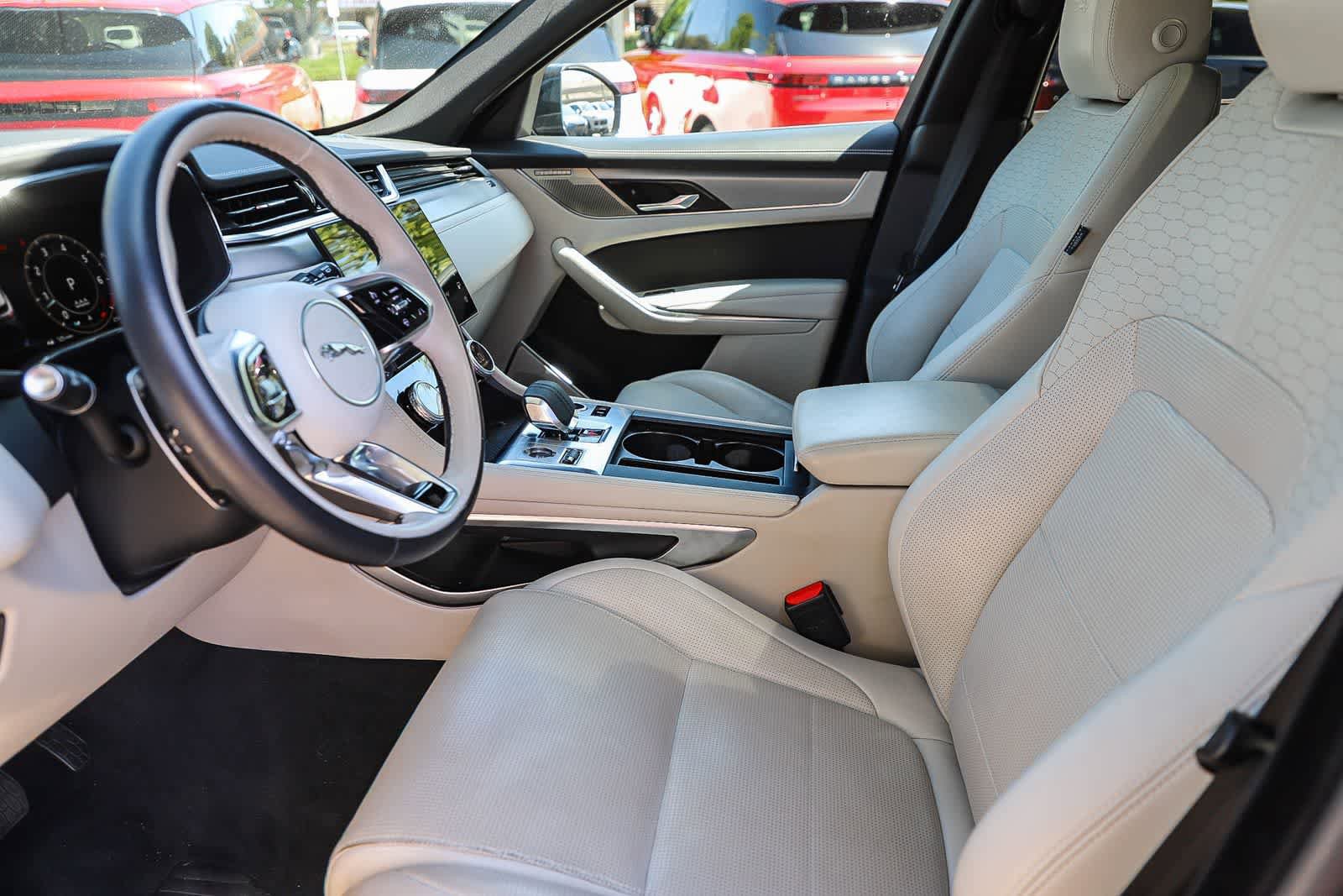 Used 2025 Jaguar F-PACE R-Dynamic S AWD/4WD image 14