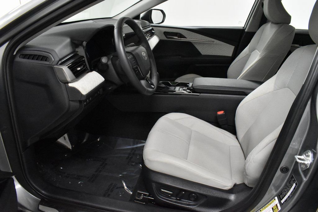 Certified 2025 Toyota Camry XLE image 14