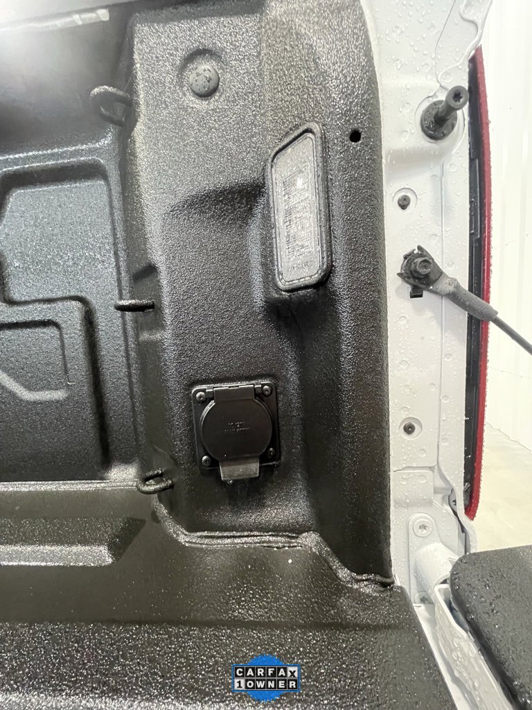 Used 2025 Chevrolet Silverado 3500 High Country w/ High Country Premium Package image 9