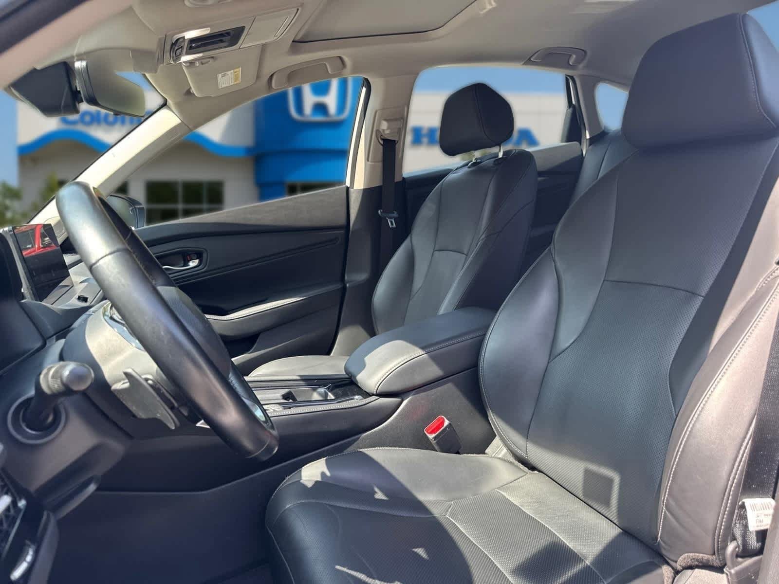 Used 2023 Honda Accord Touring image 14