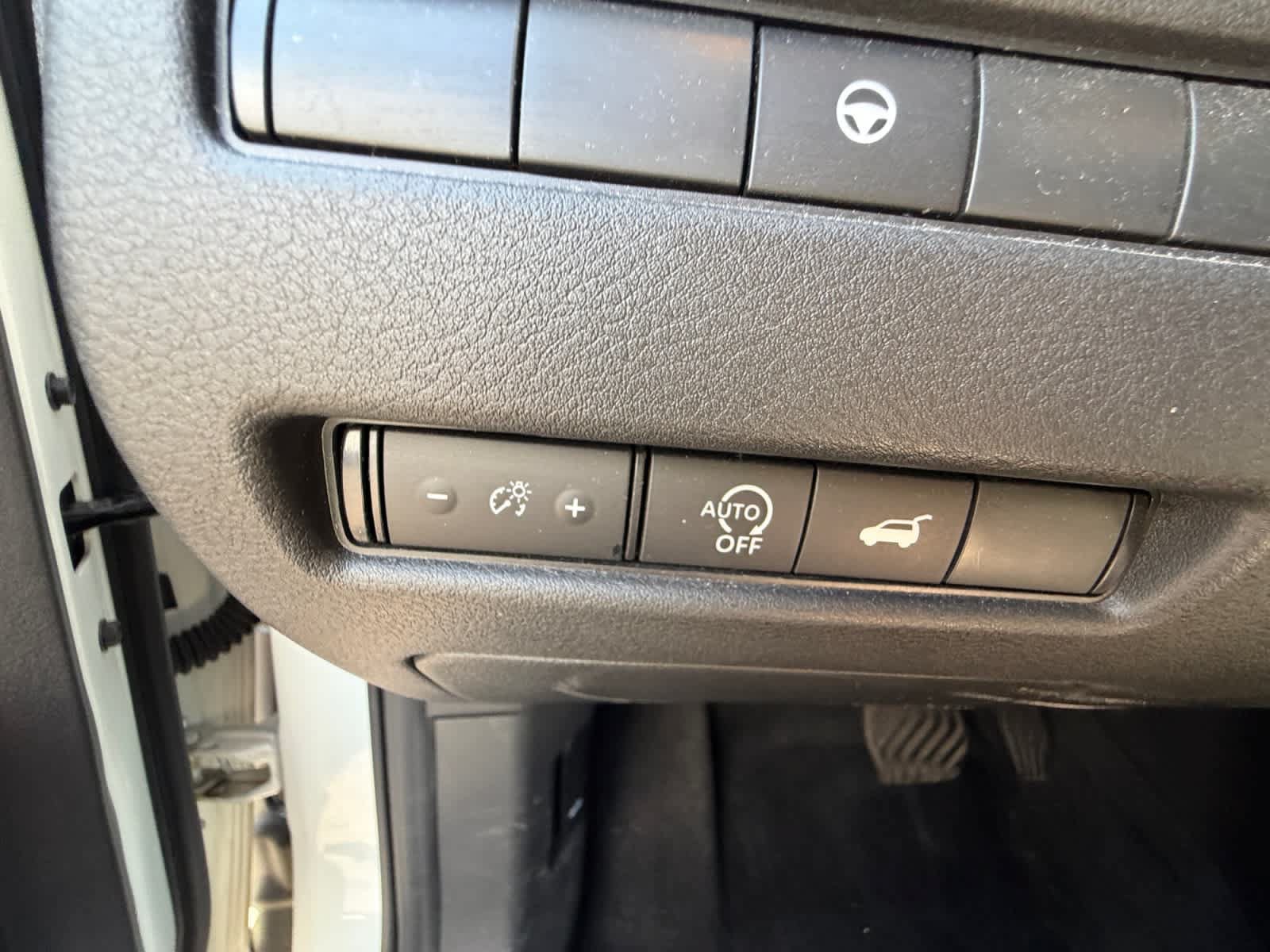 Used 2023 Nissan Rogue SL AWD/4WD image 37