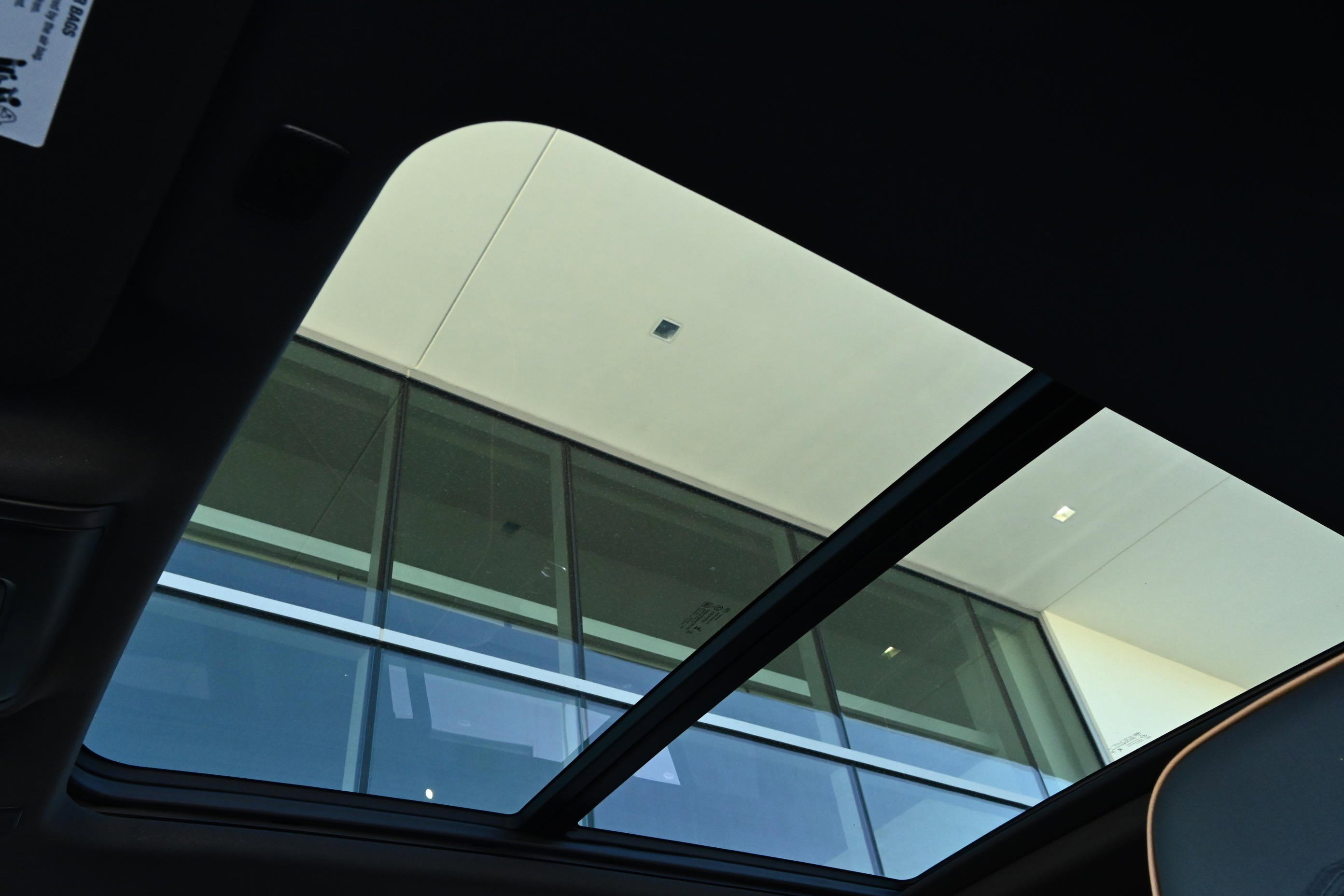 Used 2024 GMC Yukon AT4 w/ Technology Package image 27