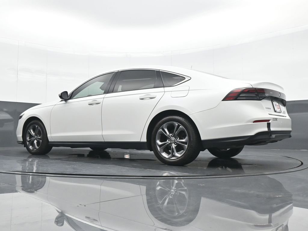Used 2024 Honda Accord EX image 19