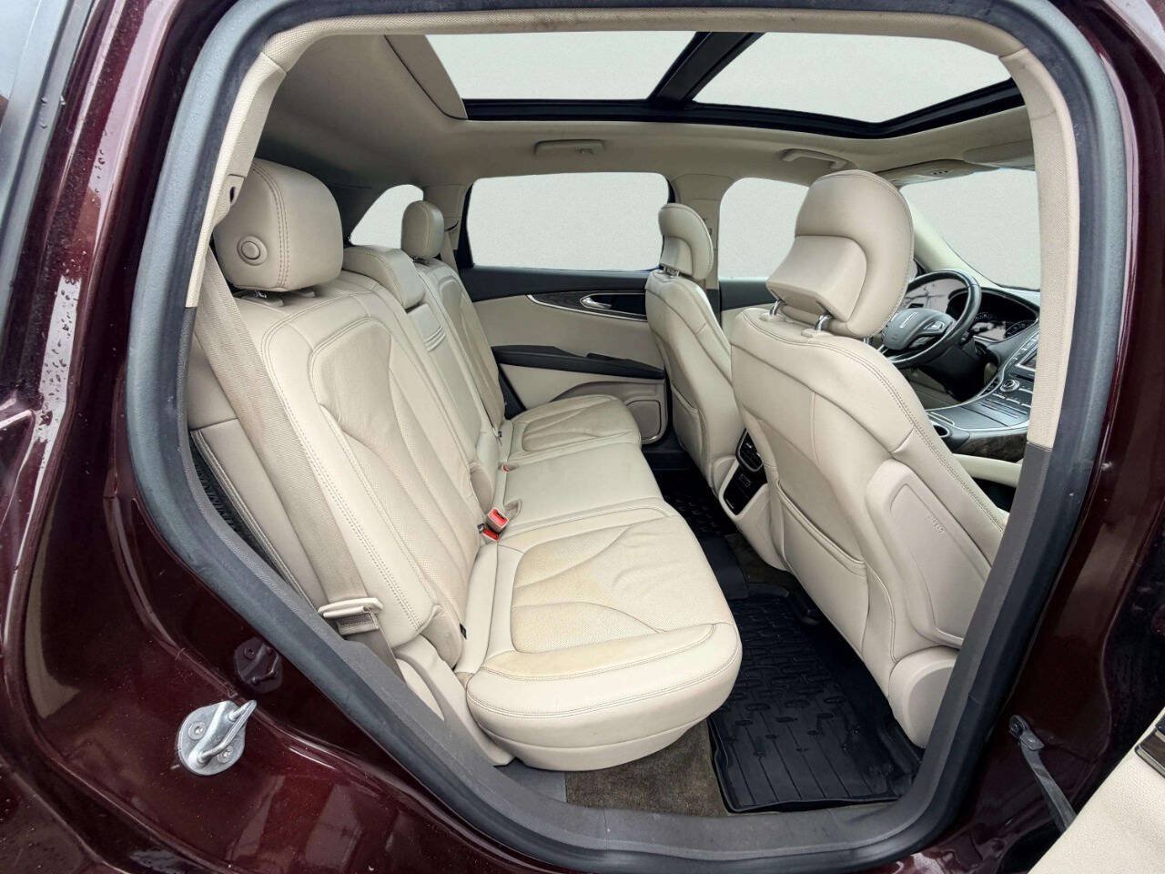 Used 2018 Lincoln MKX Reserve w/ Lincoln MKX Climate Package AWD/4WD image 22