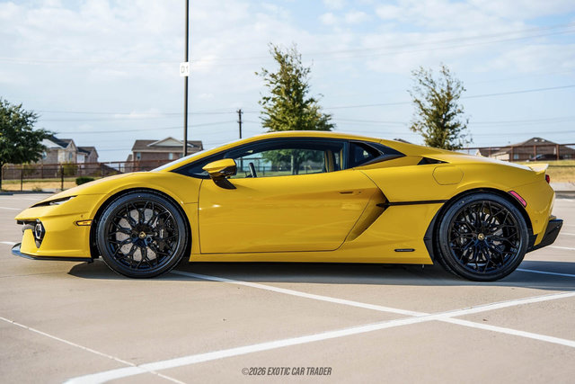 Used 2026 Lamborghini Temerario AWD/4WD image 3