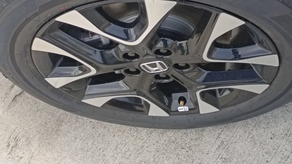 New 2027 Honda HR-V EX-L image 14