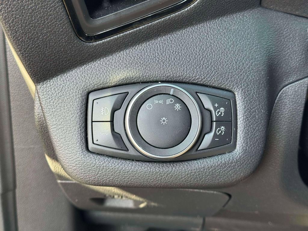 Used 2018 Ford Escape Titanium w/ Ford Safe & Smart Package image 22