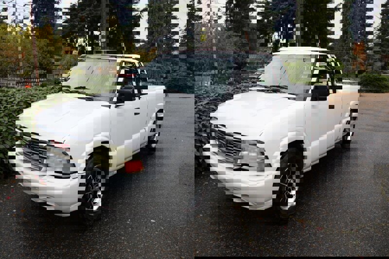 Used 2002 GMC Sonoma SL