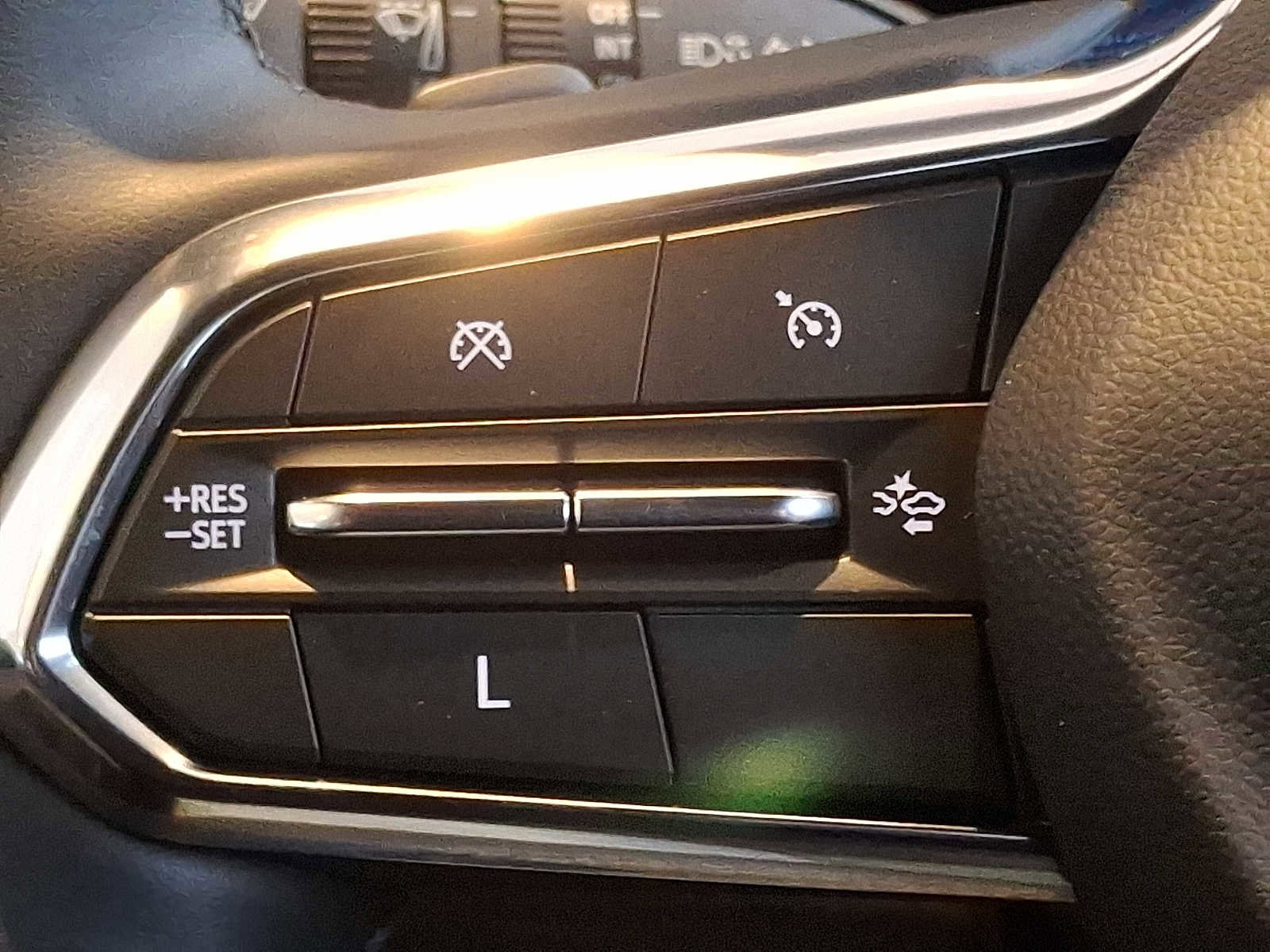 Certified 2025 Chevrolet Equinox ACTIV w/ Safety and Technology Package image 20