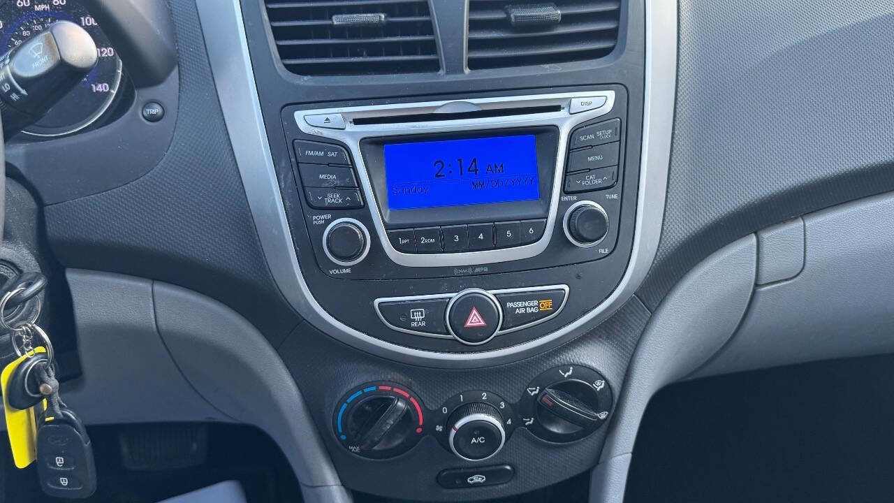 Used 2014 Hyundai Accent GLS FWD image 17
