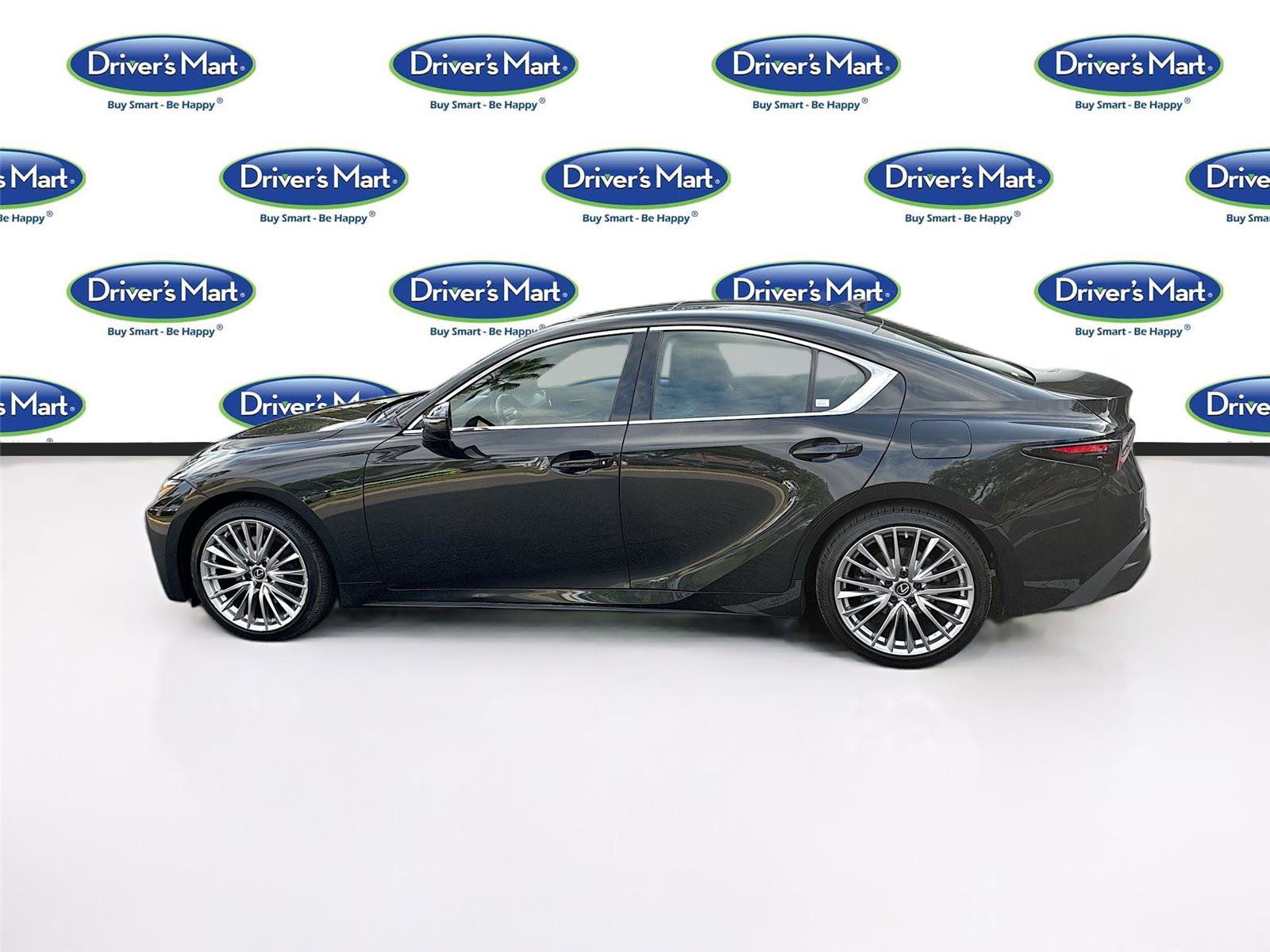 Used 2022 Lexus IS 300 AWD w/ Premium Package image 4