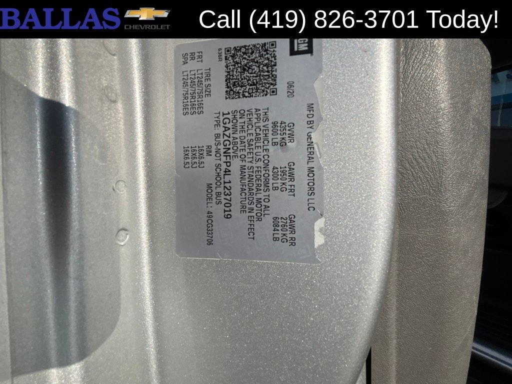Used 2020 Chevrolet Express 3500 LS RWD image 16