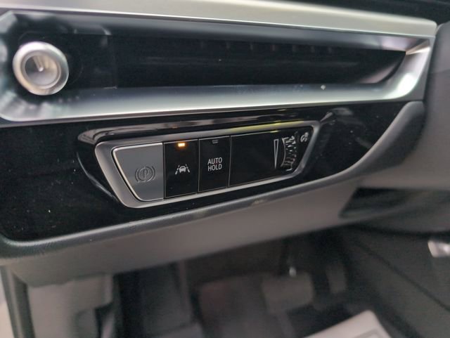 New 2026 Cadillac Lyriq Premium Luxury image 16