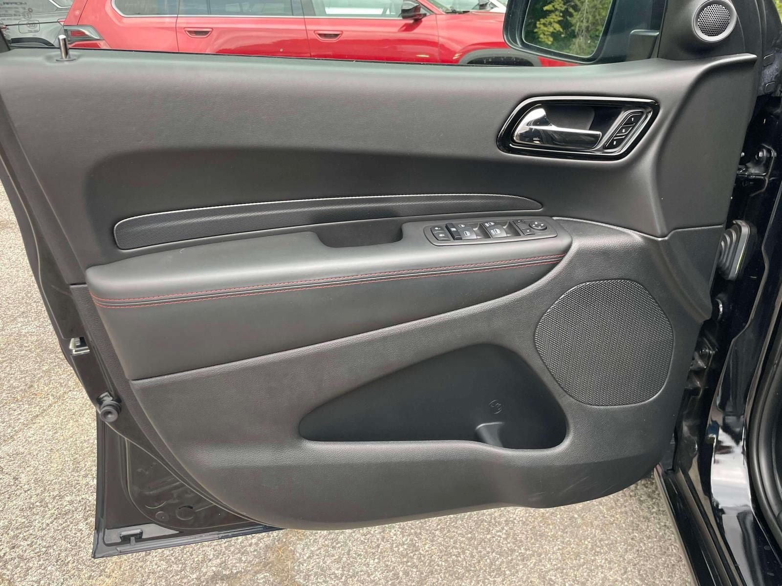 Used 2023 Dodge Durango GT AWD/4WD image 17