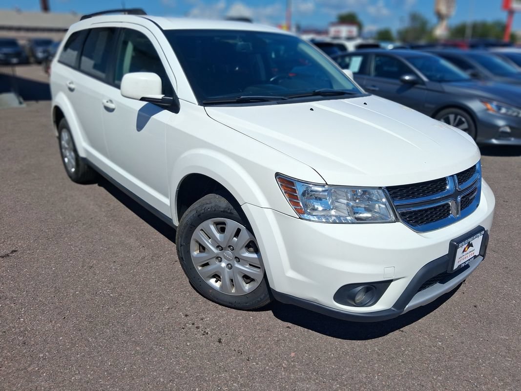 Used 2019 Dodge Journey SE w/ Premium Group AWD/4WD image 1