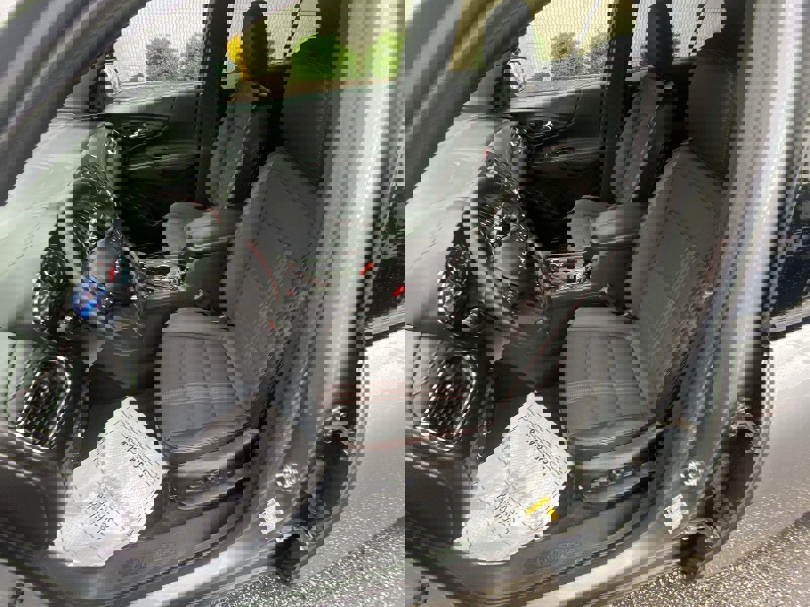 Used 2023 Chevrolet Equinox RS image 12