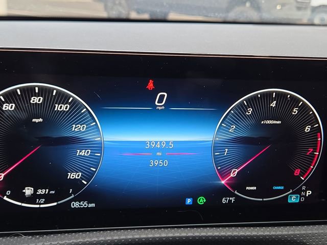 Used 2025 Mercedes-Benz CLA 250 4MATIC image 9