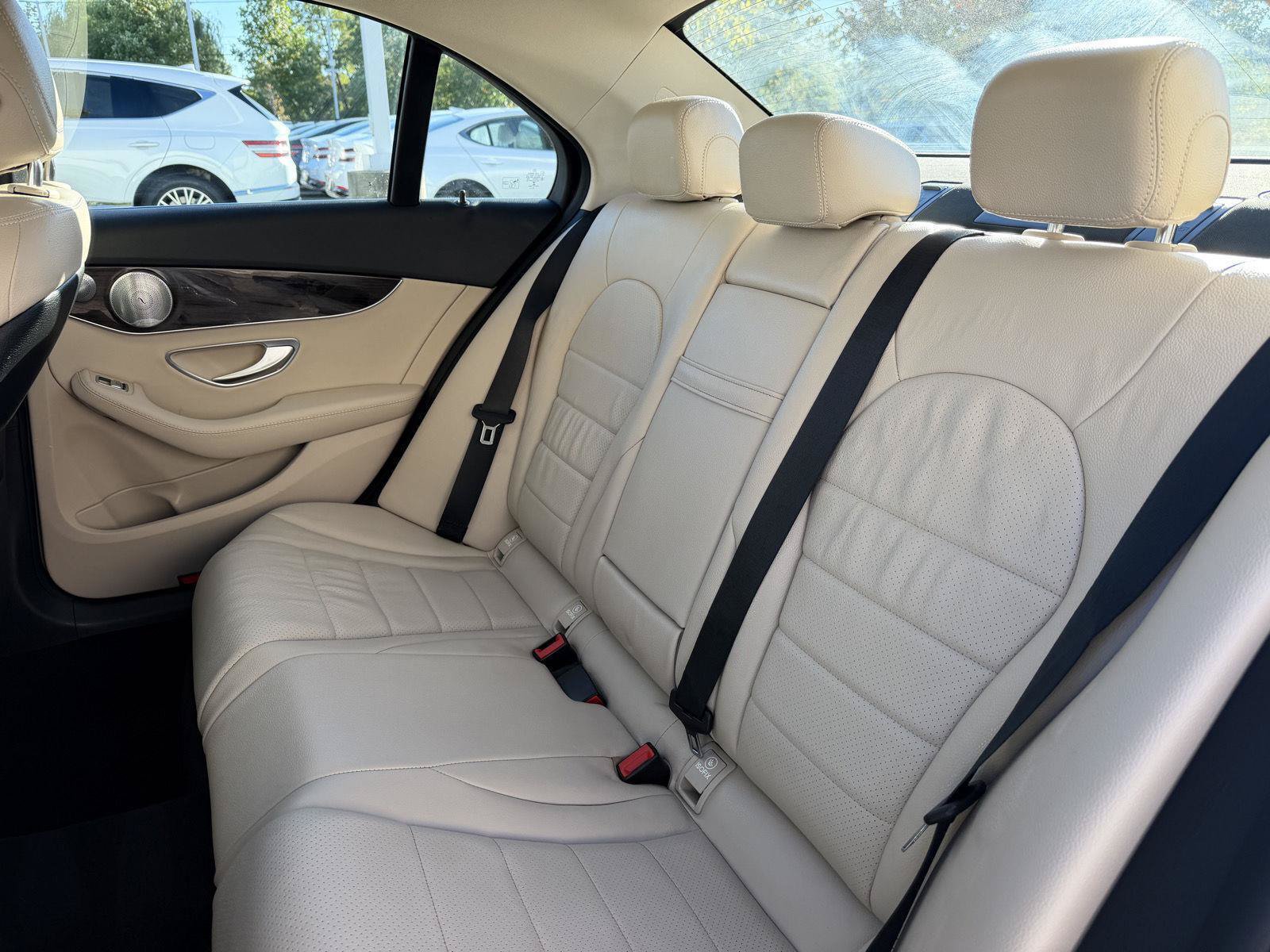 Used 2019 Mercedes-Benz C 300 4MATIC Sedan image 35