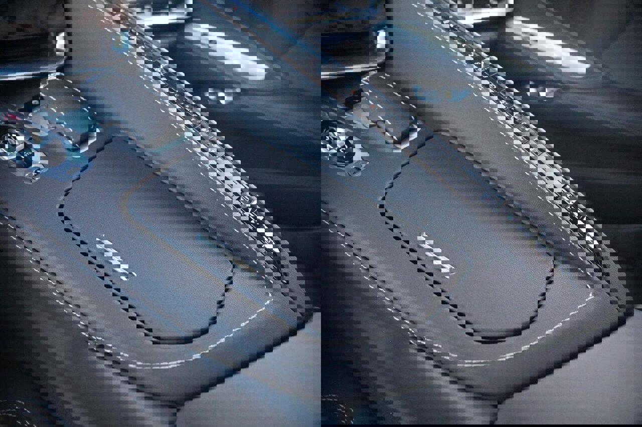 Used 2025 Chevrolet Corvette Z06 image 33