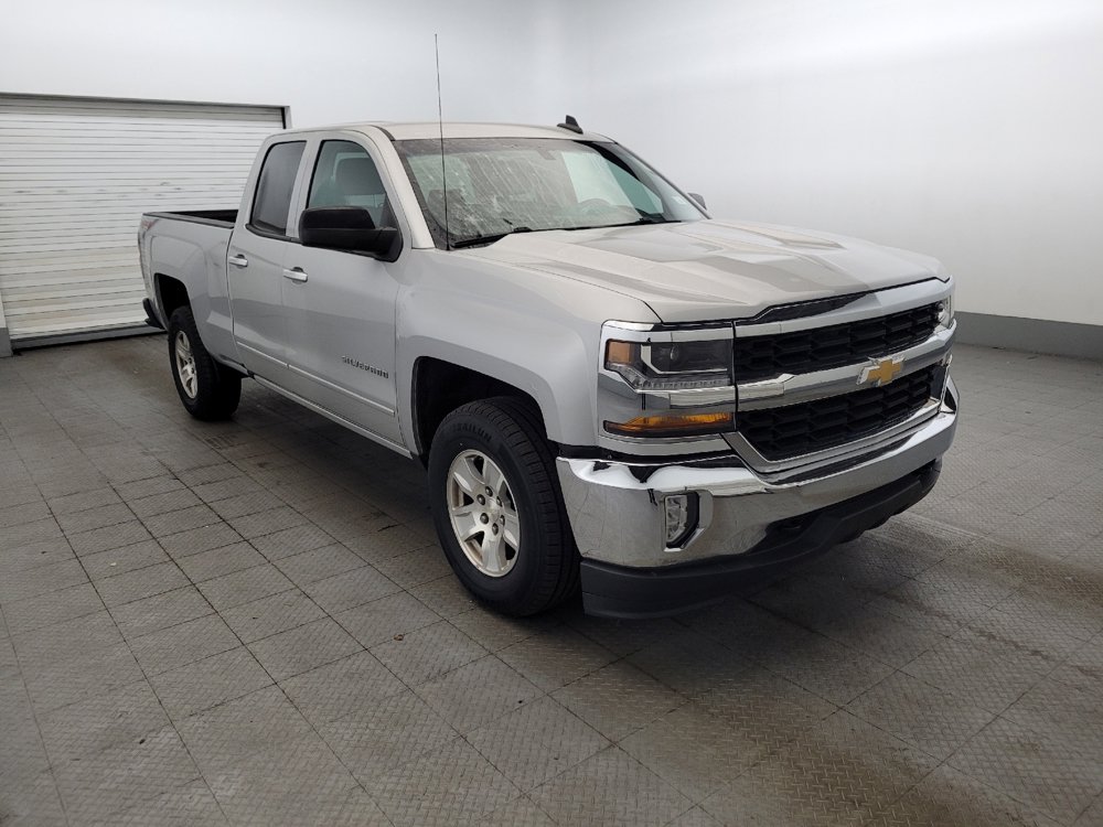 Used 2017 Chevrolet Silverado 1500 LT w/ All Star Edition AWD/4WD image 13