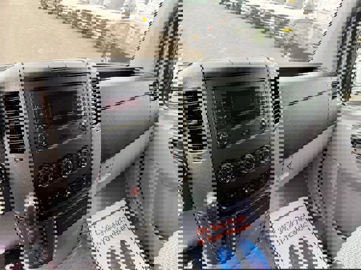 Used 2009 Dodge Sprinter 2500 w/ Rear Heater Group III image 24