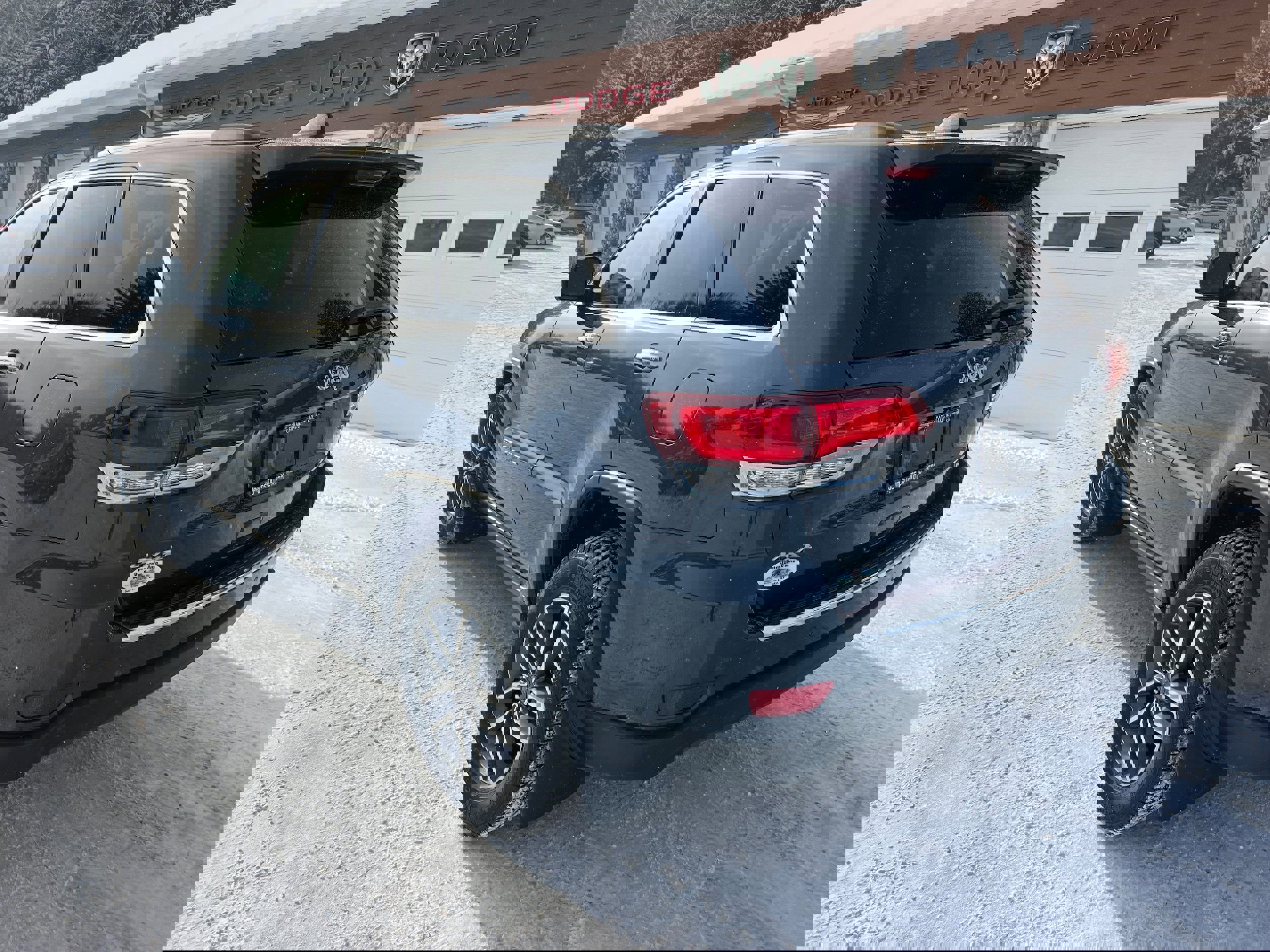 Used 2020 Jeep Grand Cherokee Limited image 7