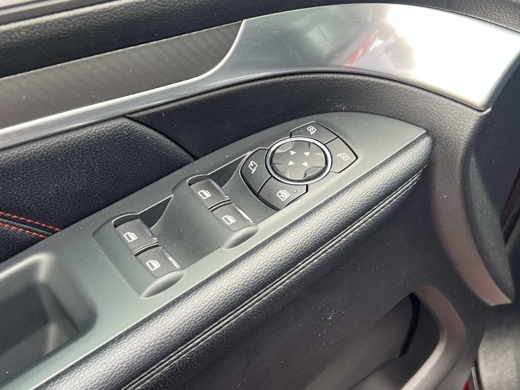 Used 2018 Ford Explorer Sport AWD/4WD image 14