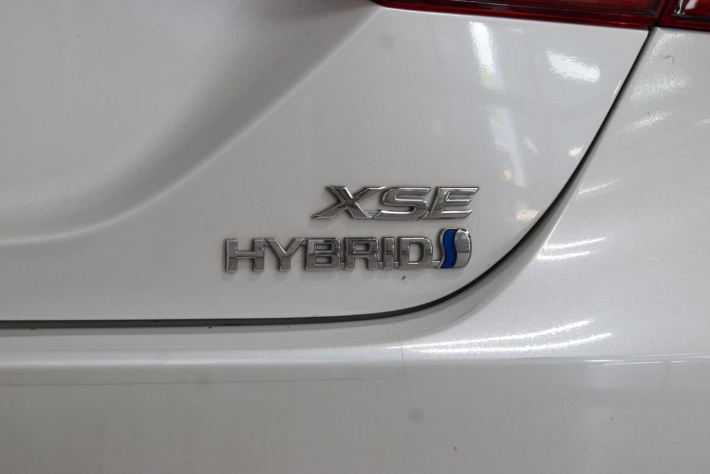 Used 2024 Toyota Camry XSE w/ Navigation Package FWD image 21
